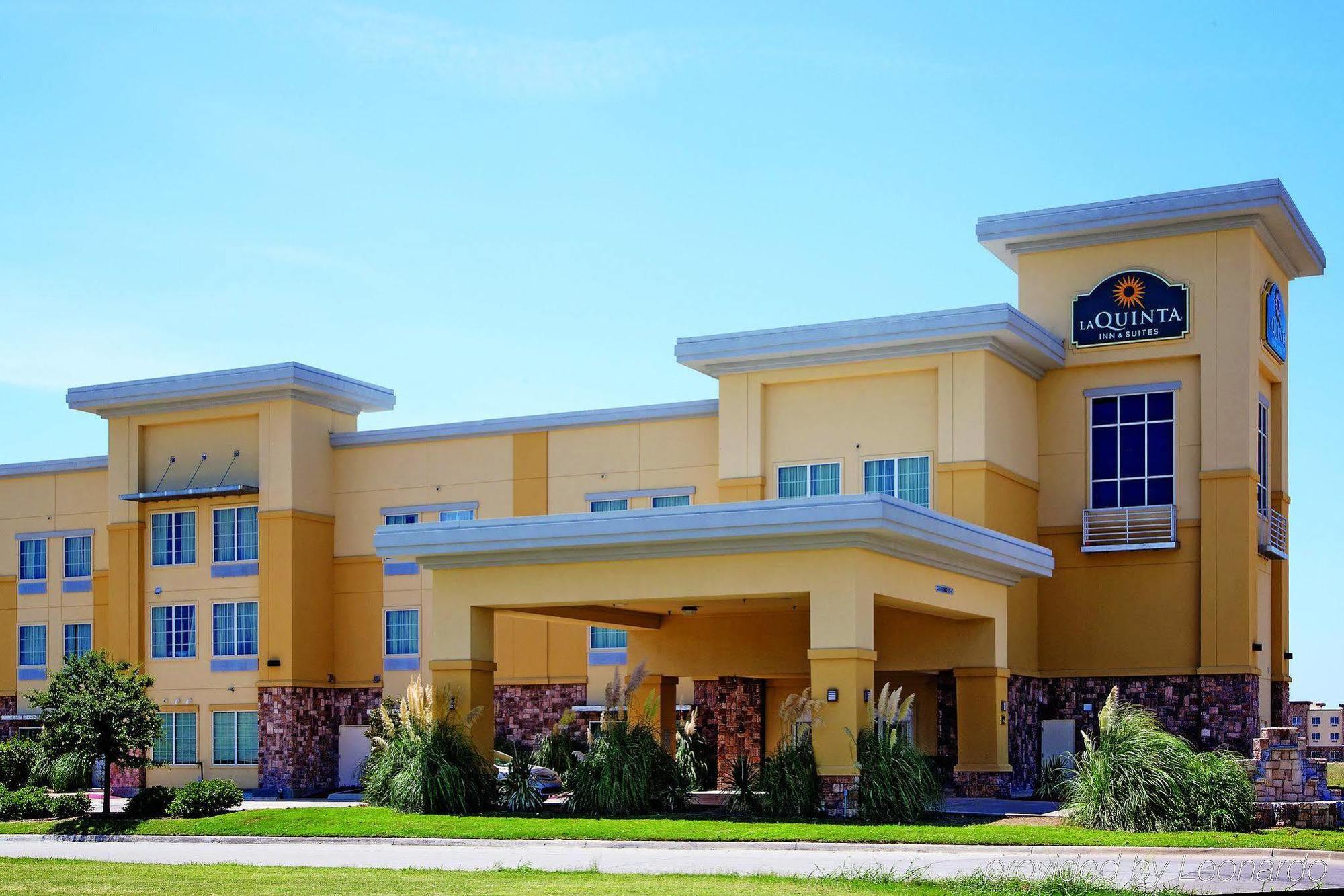 La Quinta By Wyndham Ft. Worth - Forest Hill, Tx Hotel Exterior photo